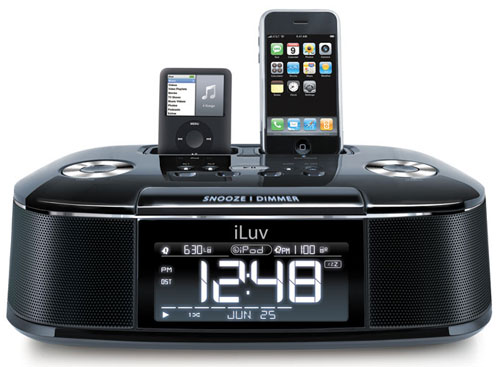 iLuv  — будильник и дуалстанция для iPod и iPhone 